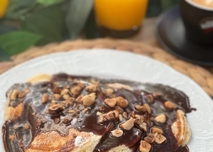 Heritage Apartment *